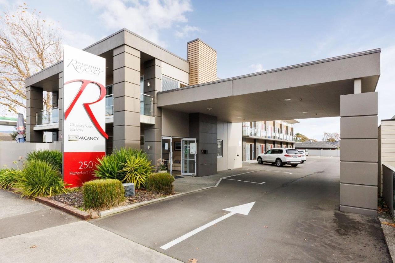 Fitzherbert Regency Motor Lodge Palmerston North Extérieur photo