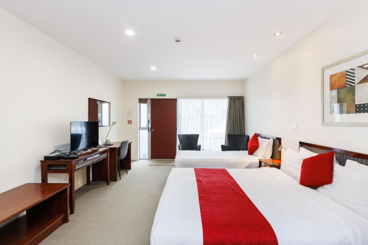 Fitzherbert Regency Motor Lodge Palmerston North Extérieur photo