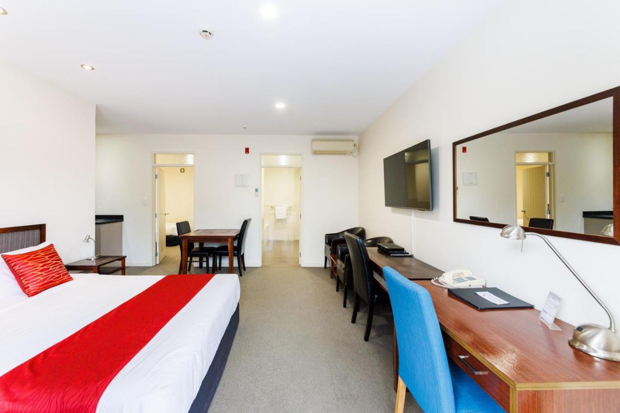 Fitzherbert Regency Motor Lodge Palmerston North Extérieur photo