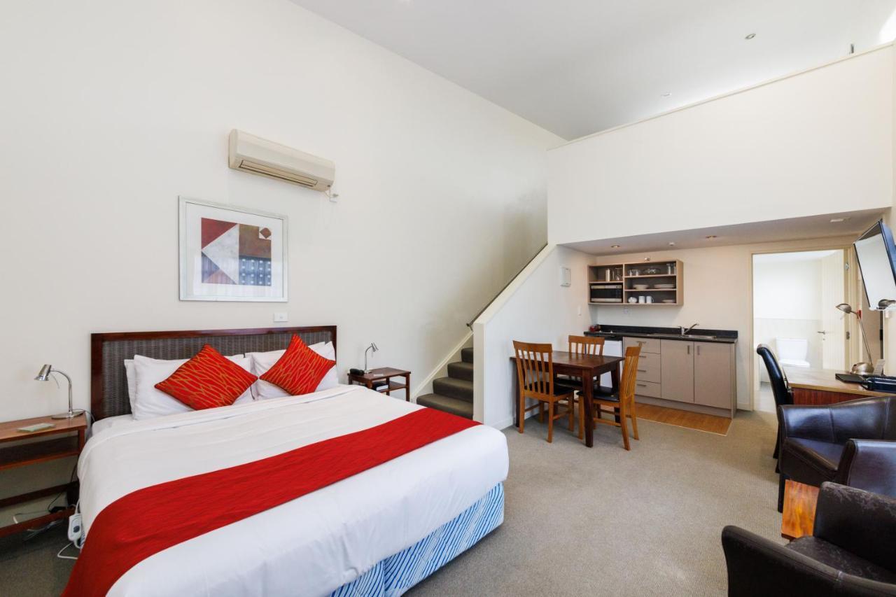 Fitzherbert Regency Motor Lodge Palmerston North Extérieur photo