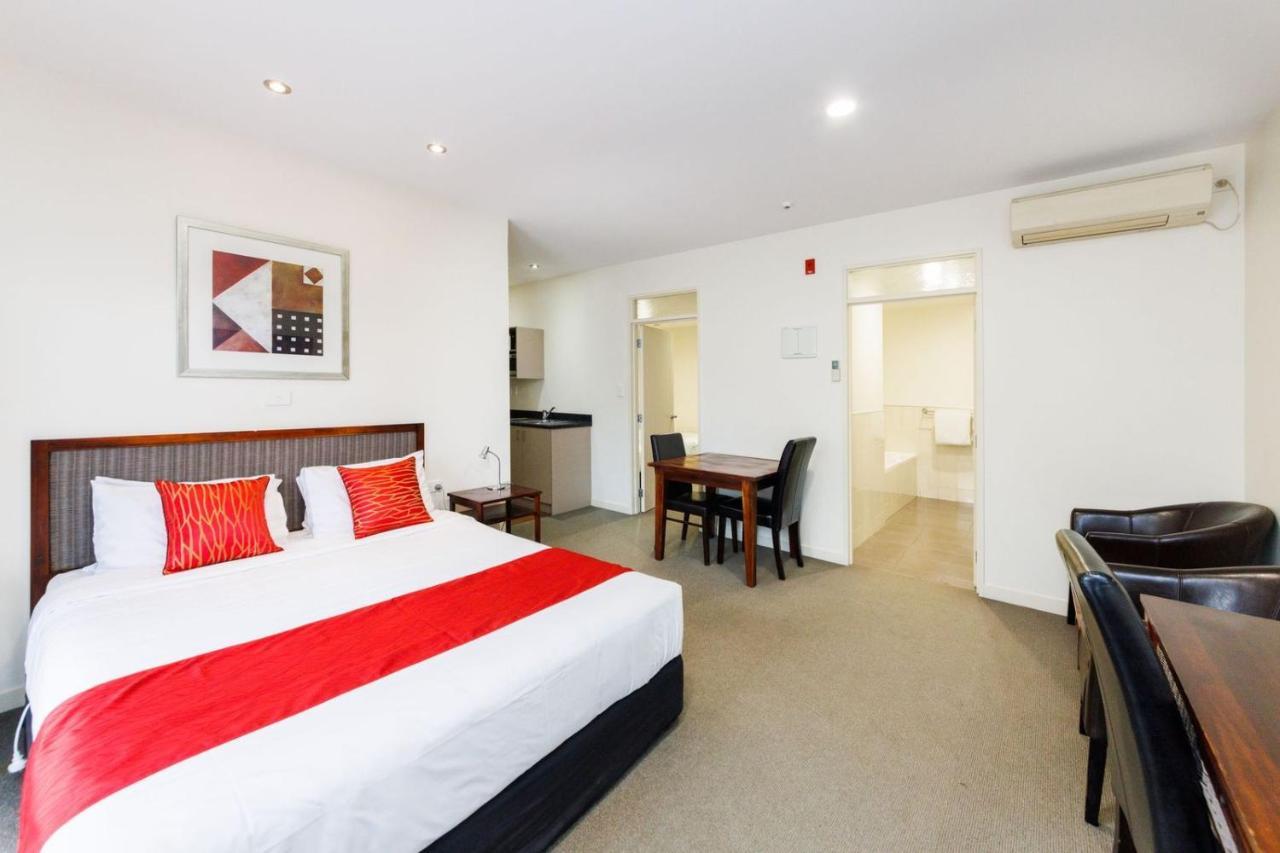 Fitzherbert Regency Motor Lodge Palmerston North Extérieur photo